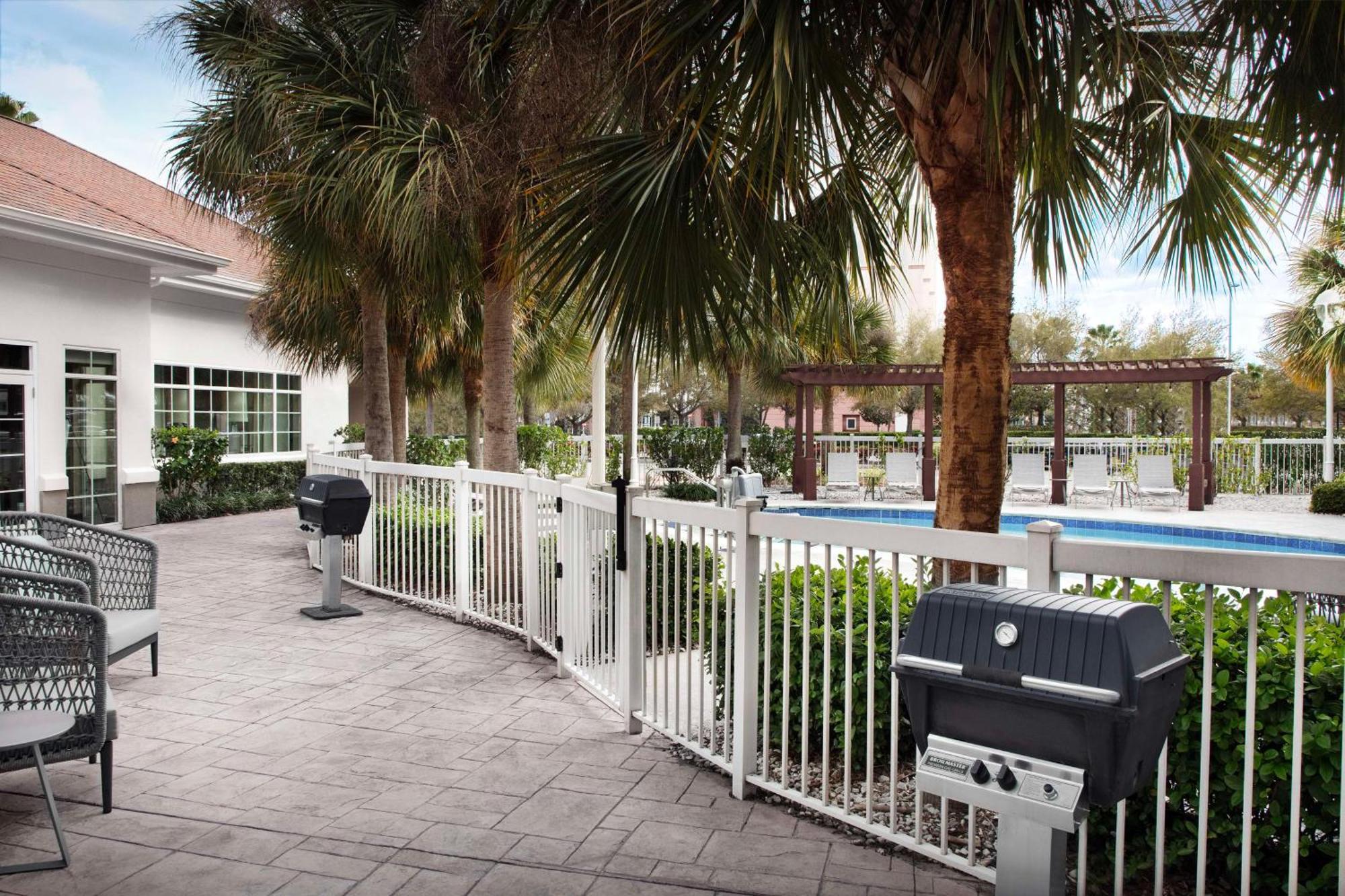 Homewood Suites By Hilton Orlando Airport Buitenkant foto
